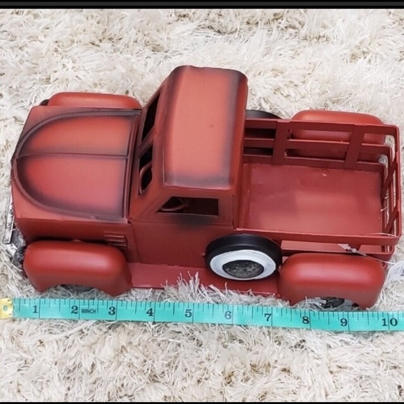 ONLY 1 LEFT! Rustic metal truck - Picture 3 of 5